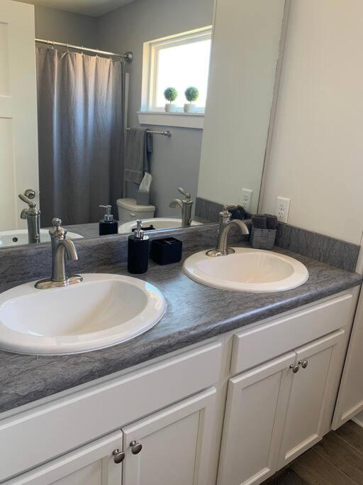 Candler Newly Built Townhome Close To The Asheville Sites المظهر الخارجي الصورة